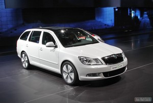  Skoda Octavia Tour Green Line      ,   