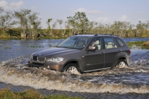 BMW x5 SAV -    