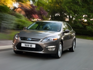     ford mondeo   ,   