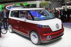  Volkswagen Bulli 2011        () - 