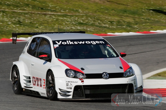 Volkswagen Golf24 -   