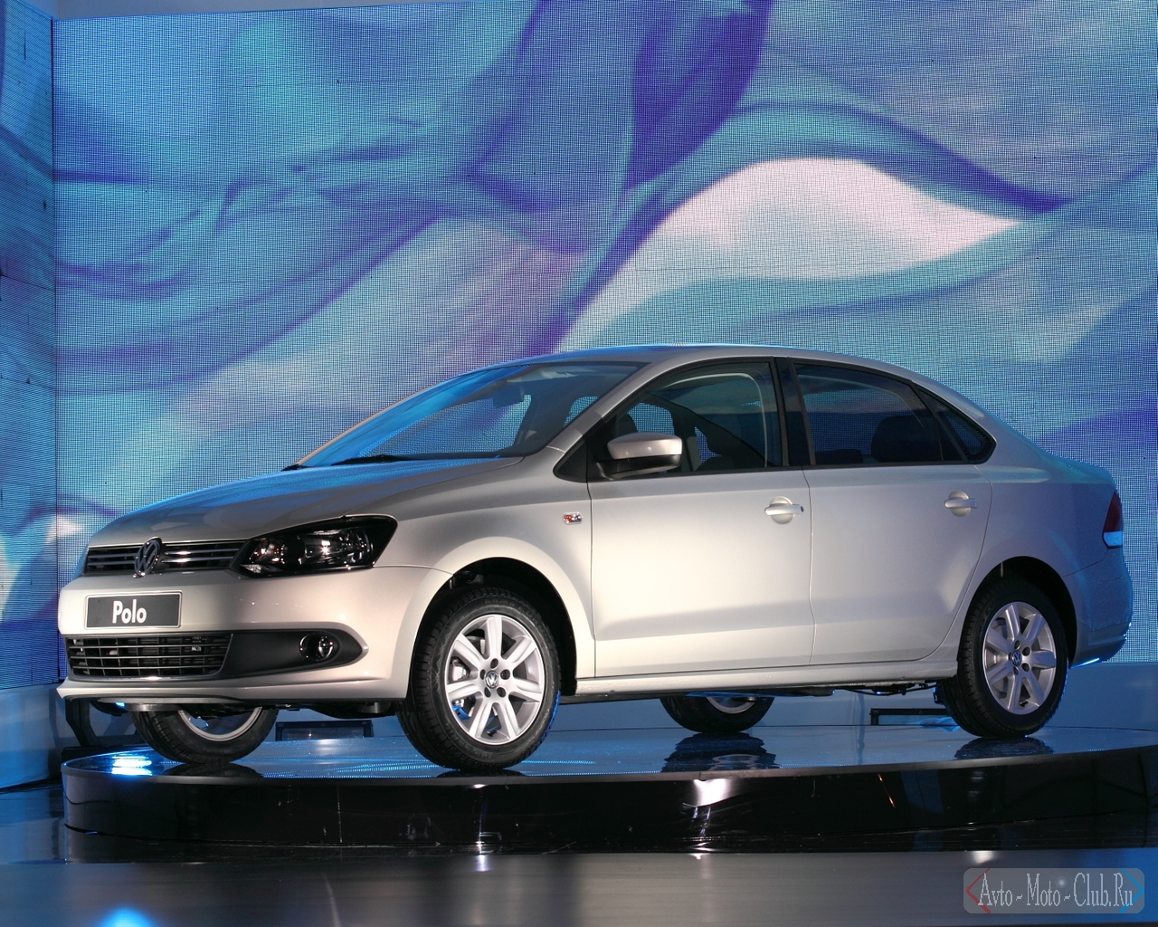    Volkswagen polo sedan - 