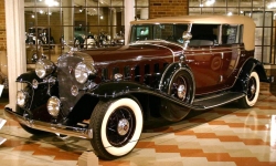 Cadillac Sixteen 1932  - 