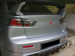 Mitsubishi Lancer -    
